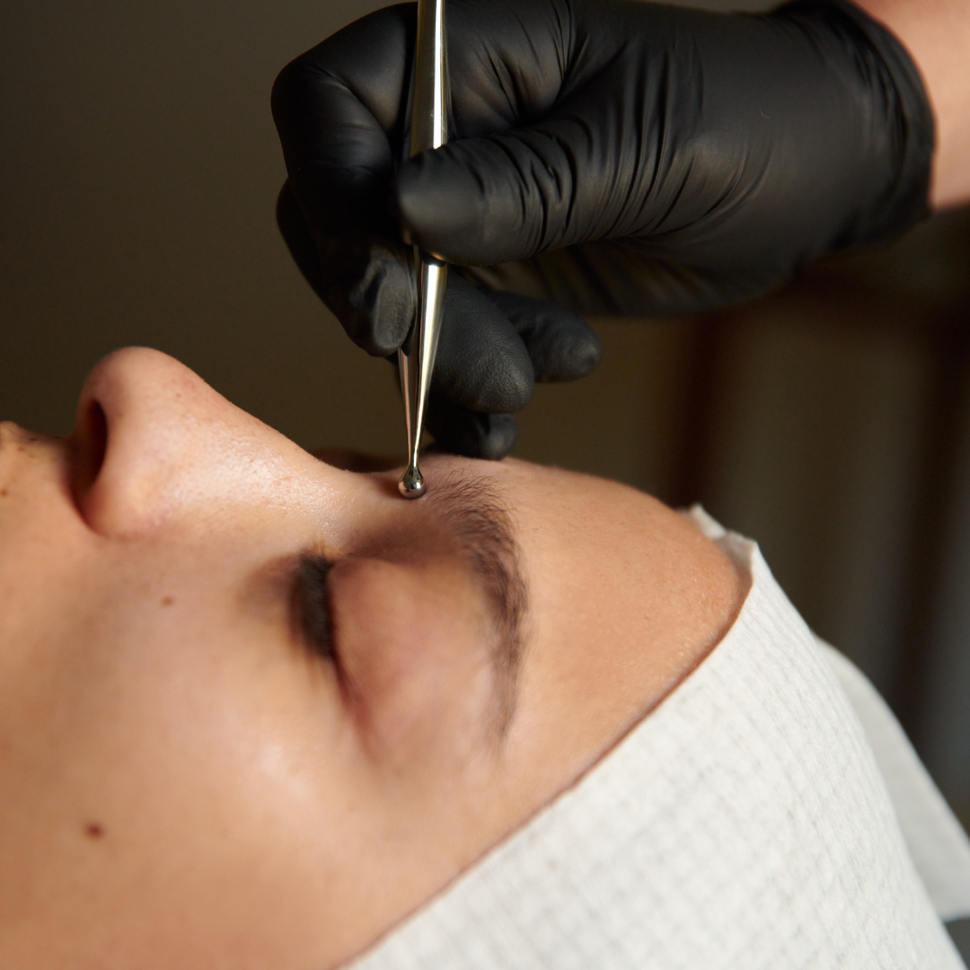 Arctic Eye roller | Kin Aesthetics